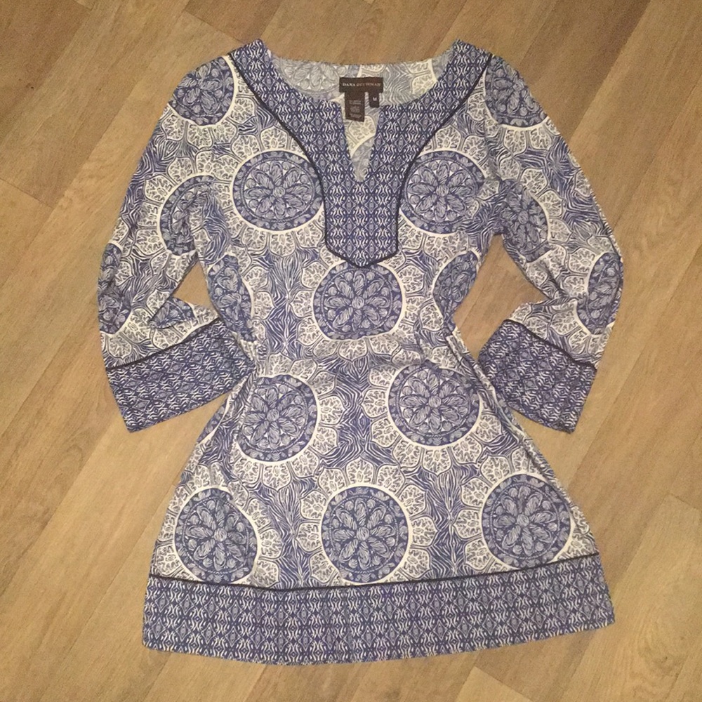 Medium Blue Design Top - Picture 3 of 3